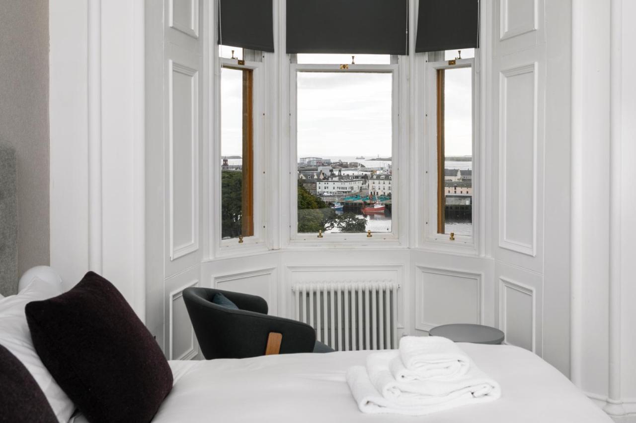 Lews Castle Apartment Сторноуей Екстериор снимка
